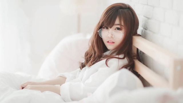 ŷ������˭������Ϸ�����ͣ�һ���˽�Ĵ�������Ϸ�ּ��ƶ���ʷ�ݱ�